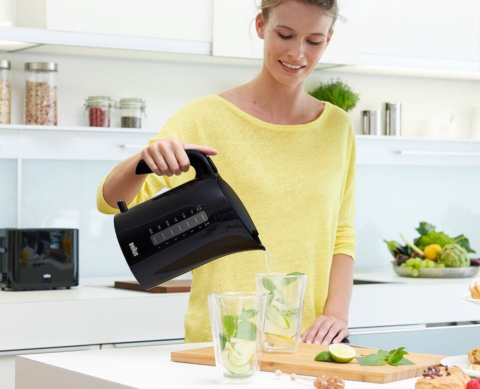 غلاية مياه PurEase بقوة 3000 واط بسعة 1.7 لتر من Braun غلاية مياه PurEase بقوة 3000 واط بسعة 1.7 لتر من Braun
